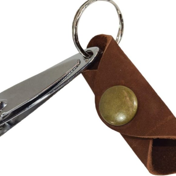 Rustic Leather Nail Clipper Keychain Carry Travel Secure Snap Handmade - Picture 2 of 6